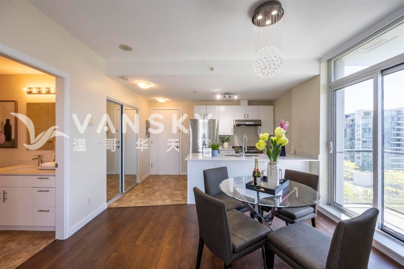 251226113827_DiningKitchen 2.jpg